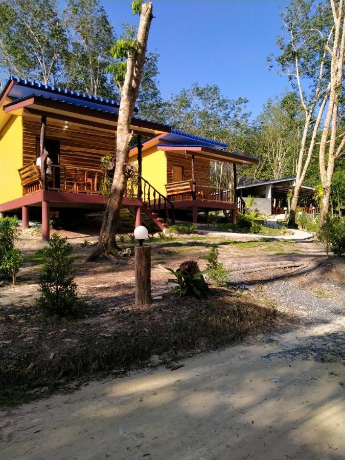 Baan Panseng Bungalow Ko Kut Exterior foto